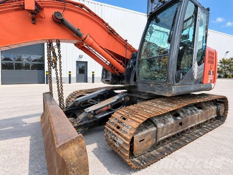 Hitachi ZX225USLC-3 Excavadoras de cadenas