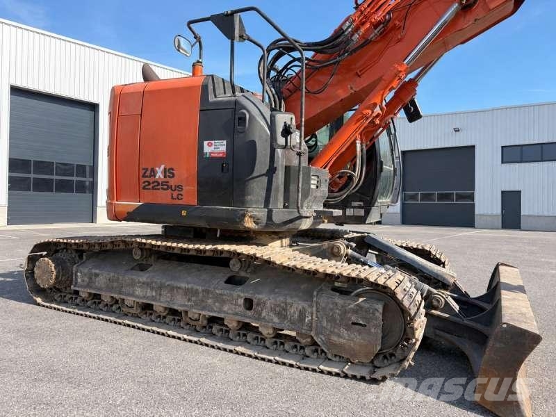 Hitachi ZX225USLC-53 Pásové rýpadlá