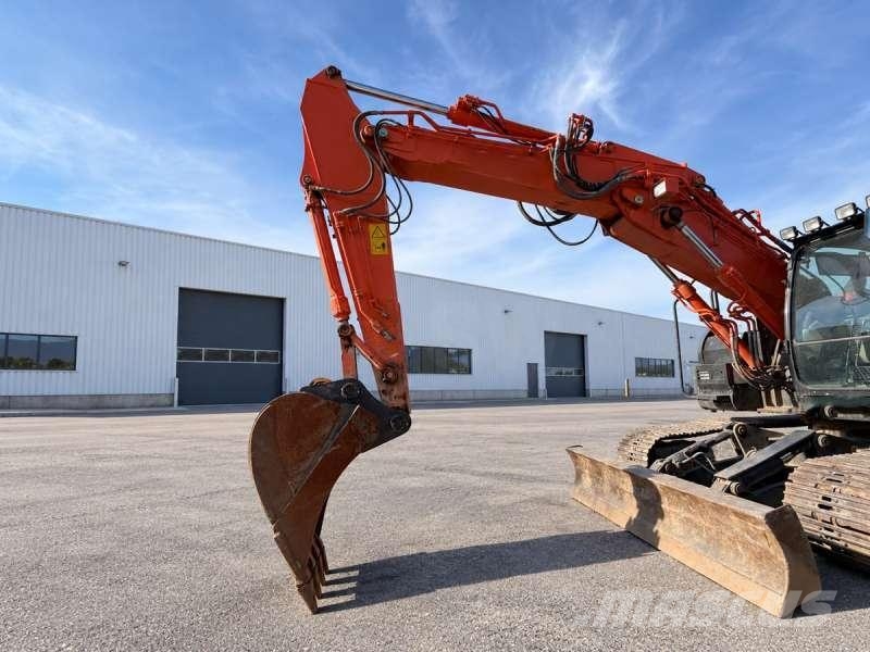 Hitachi ZX225USLC-53 Pásové rýpadlá