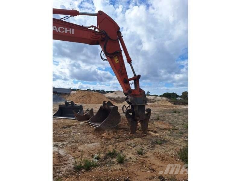 Hitachi ZX300LCN-6 Excavadoras sobre orugas