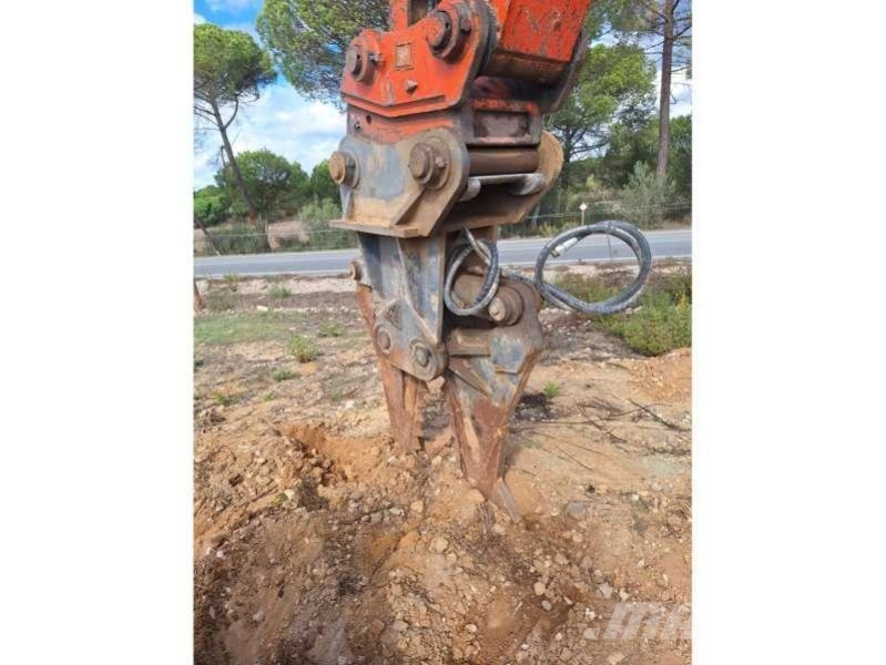Hitachi ZX300LCN-6 Excavadoras sobre orugas