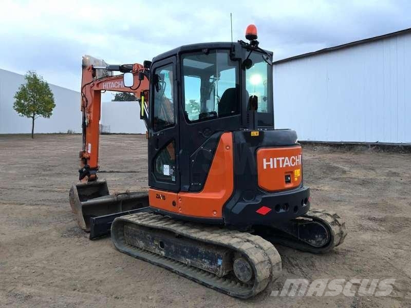 Hitachi ZX55U-6 CLR حفارات زحافة