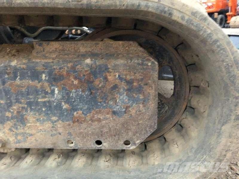 Hitachi ZX55U-6 CLR حفارات زحافة