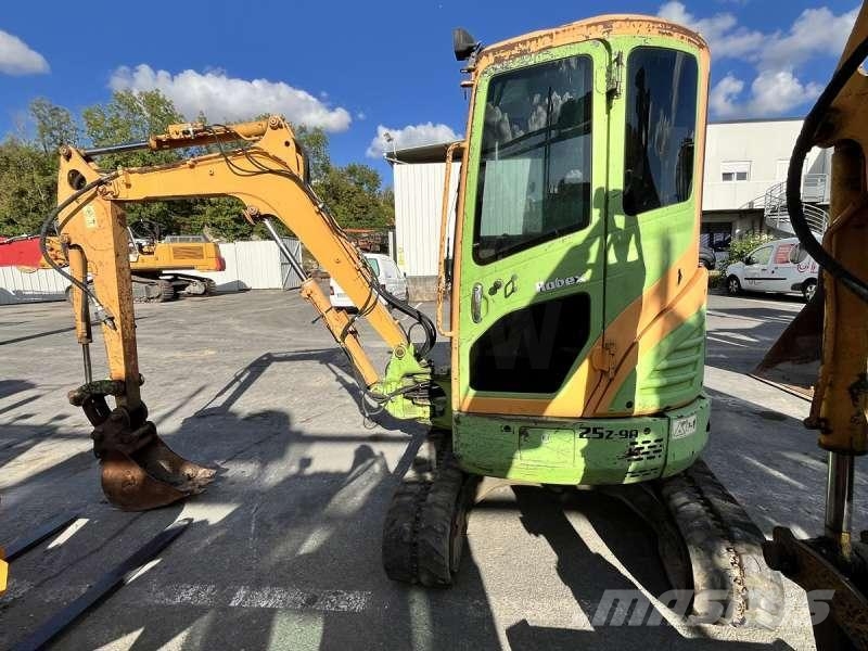 Hyundai ROBEX25Z-9A Mini bagri <7t