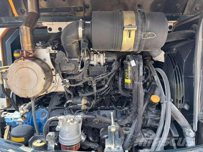 Hyundai ROBEX55W-9A Gravemaskiner på hjul