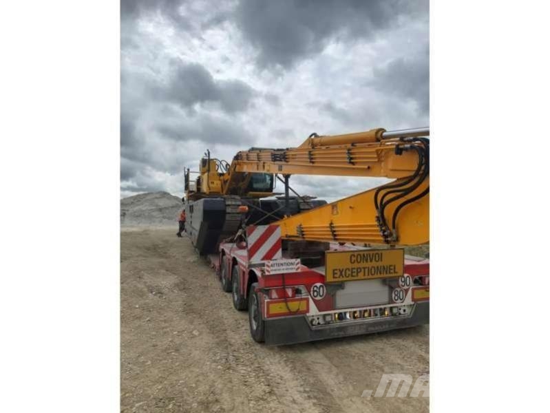 JCB JS220LC Rupsgraafmachines