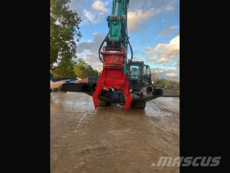 Kobelco SK210LC-10E Paleta de manipulare
