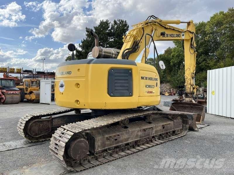 Kobelco SK235SRNLC-1ES حفارات زحافة