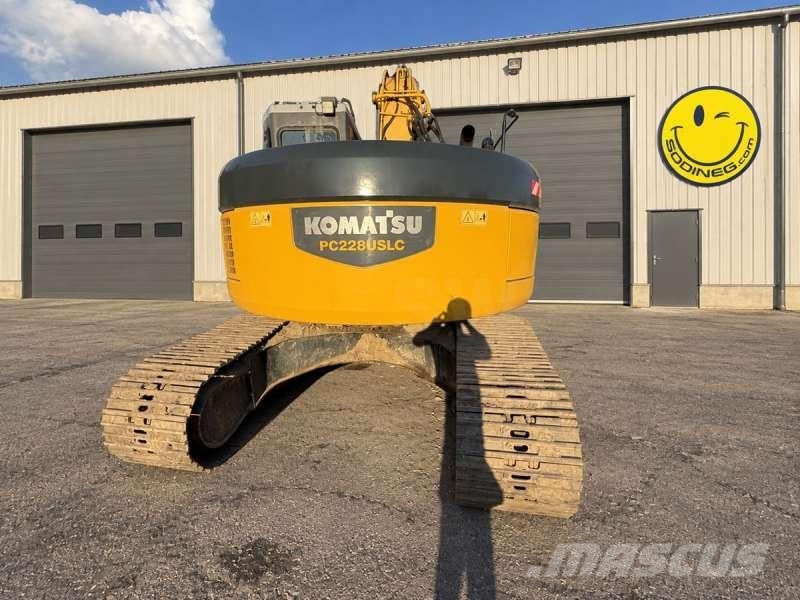 Komatsu PC228USLC-3 Pelle sur chenilles