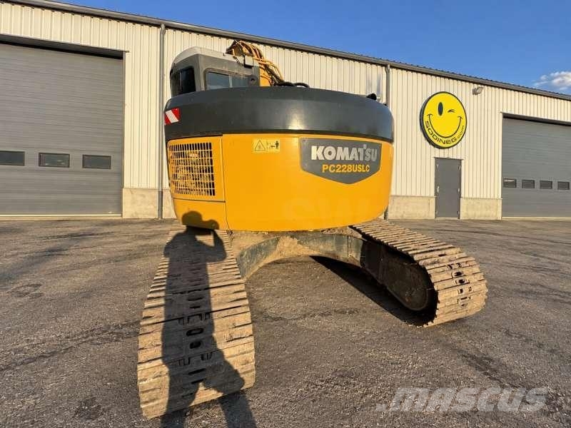 Komatsu PC228USLC-3 Pelle sur chenilles