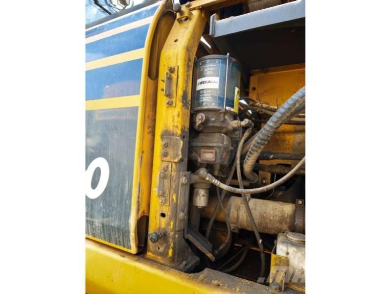 Komatsu PC490LC-11 Raupenbagger
