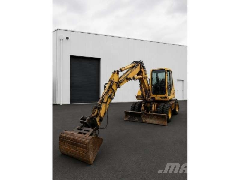 Komatsu PW75 Εκσκαφείς με τροχούς - λάστιχα