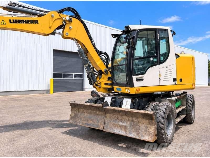 Liebherr A 912 COMPACT Bagri na kolesih