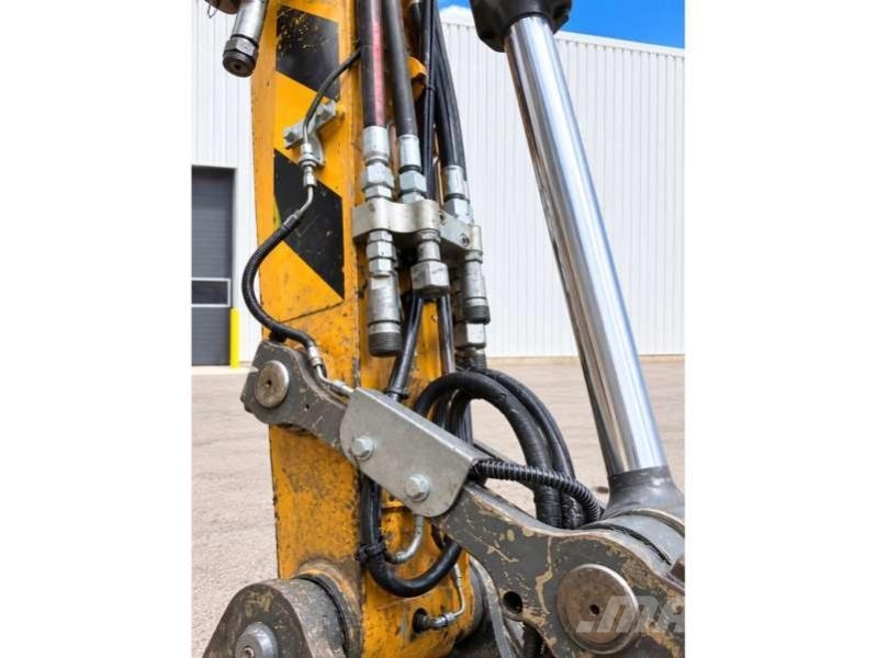 Liebherr A 912 COMPACT Bagri na kolesih
