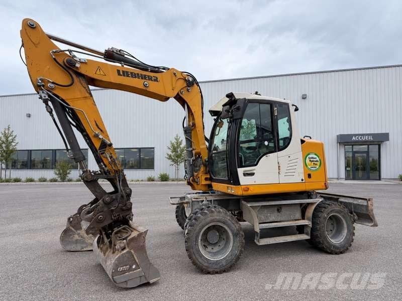 Liebherr A 912 COMPACT Wheeled excavators