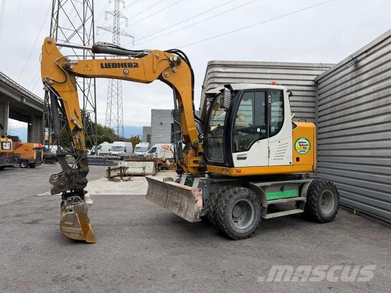 Liebherr A 912 COMPACT Wielgraafmachines