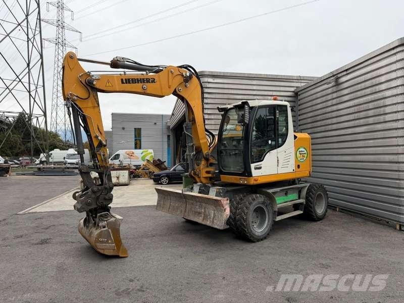 Liebherr A 912 COMPACT Wielgraafmachines