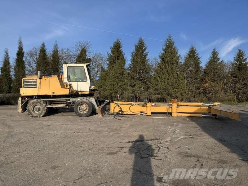 Liebherr A316 - POUR PIECES Gravemaskiner på hjul