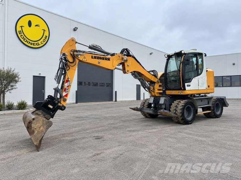 Liebherr A910 COMPACT LITRONIC حفارات بعجل