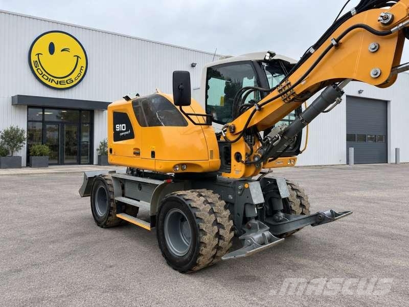 Liebherr A910 COMPACT LITRONIC حفارات بعجل