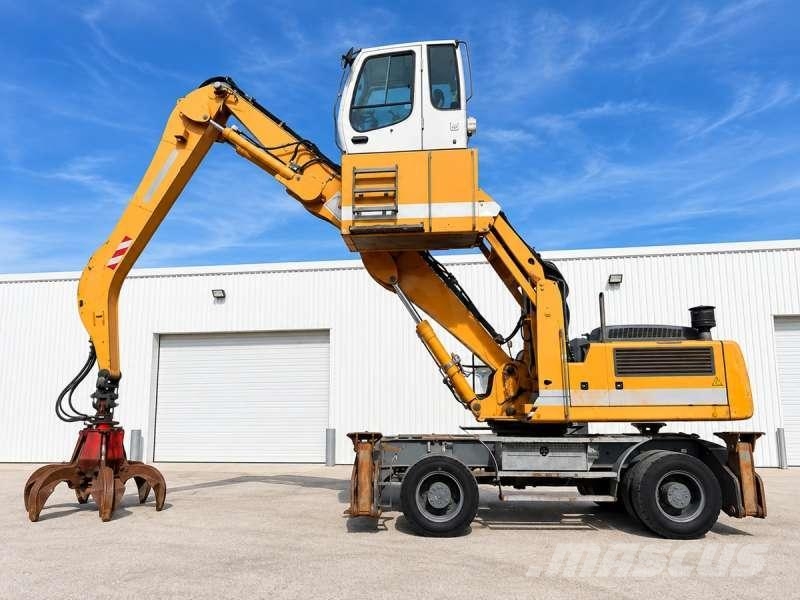 Liebherr A924C LITRONIC 工业挖掘机
