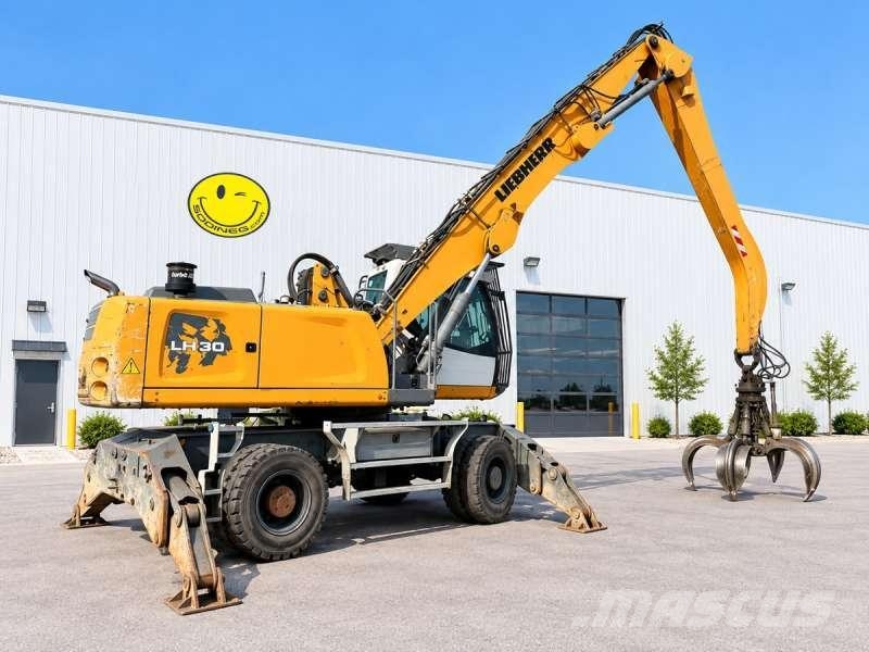 Liebherr LH30M LITRONIC مناولات المخلفات / مناولات صناعية