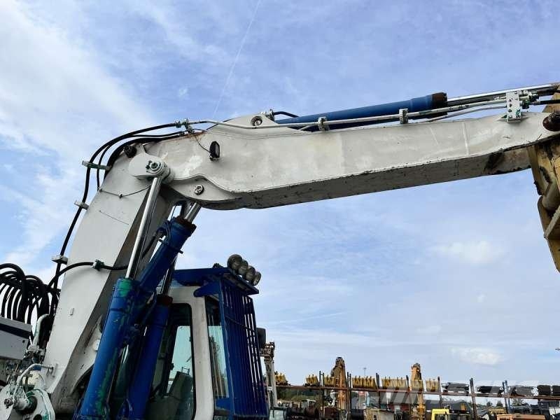 Liebherr R924B HD-SL Raupenbagger