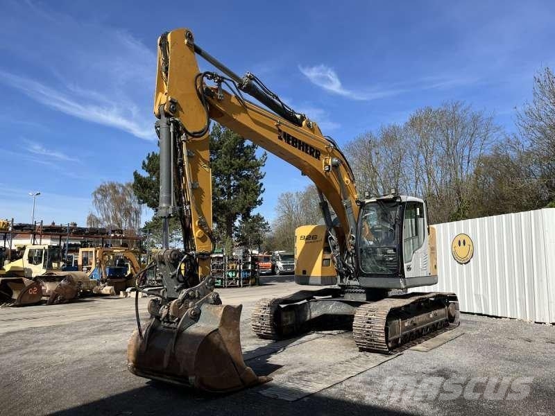 Liebherr R926 COMPACT LC Paletli ekskavatörler