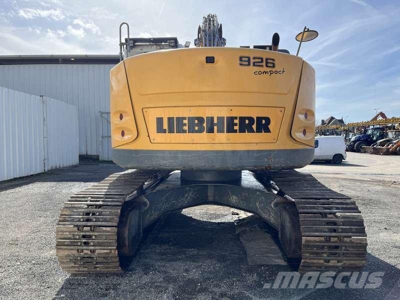 Liebherr R926 COMPACT LC Paletli ekskavatörler