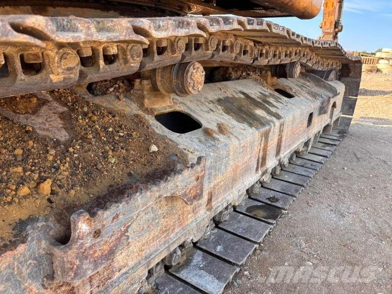 Liebherr R926 LC حفارات زحافة