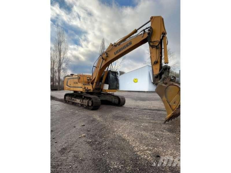 Liebherr R936 LC حفارات زحافة