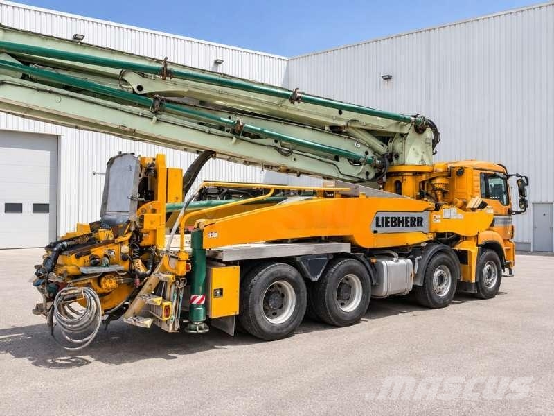 MAN TGA 41.430 + POMPE LIEBHERR 37 R4 XXT Camion malaxeur