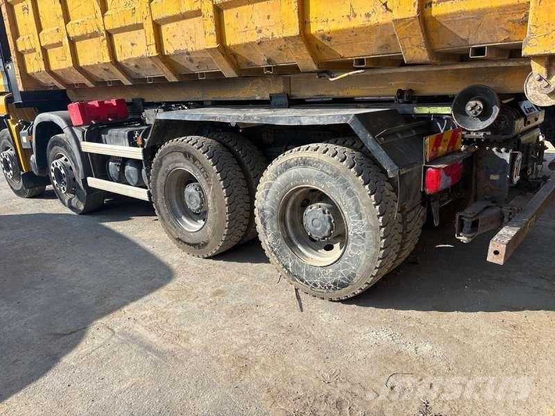 MAN TGS 35/440 Camion con gancio di sollevamento