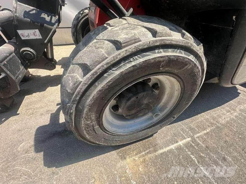 Manitou MT625H Телескопические погрузчики