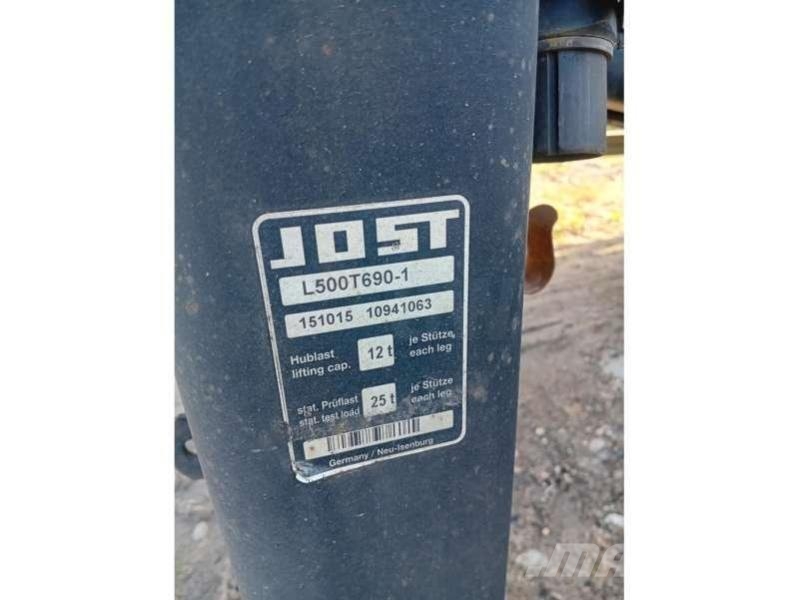 MAX Trailer MAX 300 3 ESSIEUX Remolques livianos