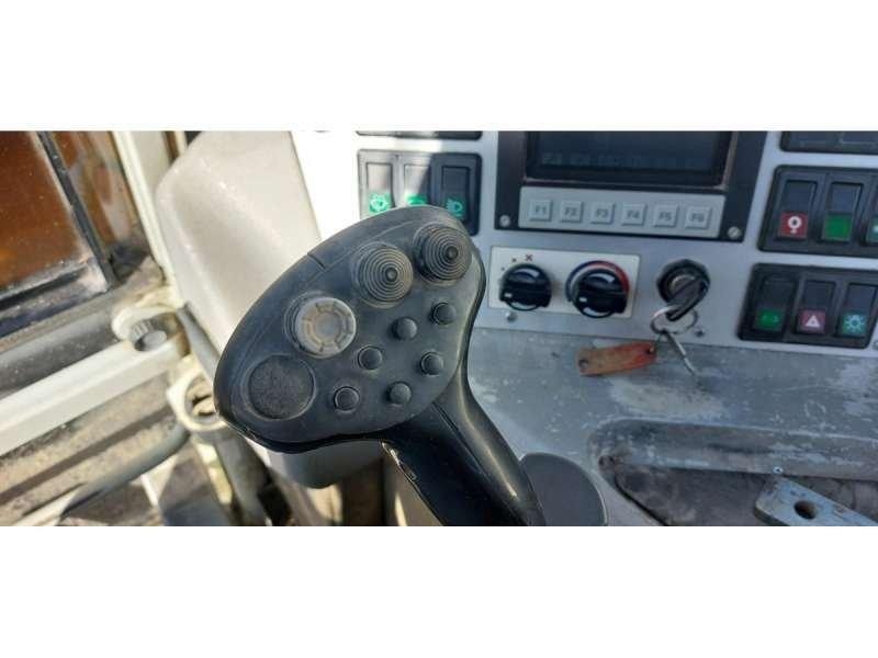 Menzi Muck A91F MOBIL حفارات خاصة