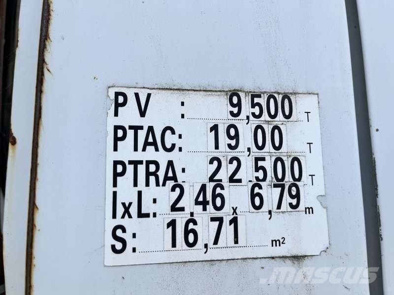 Mercedes-Benz AXOR 1833 4X4 Motrici cisterna