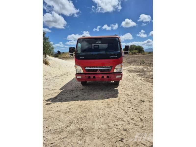 Mitsubishi FUSO CANTER 7C18 شاحنات أخرى