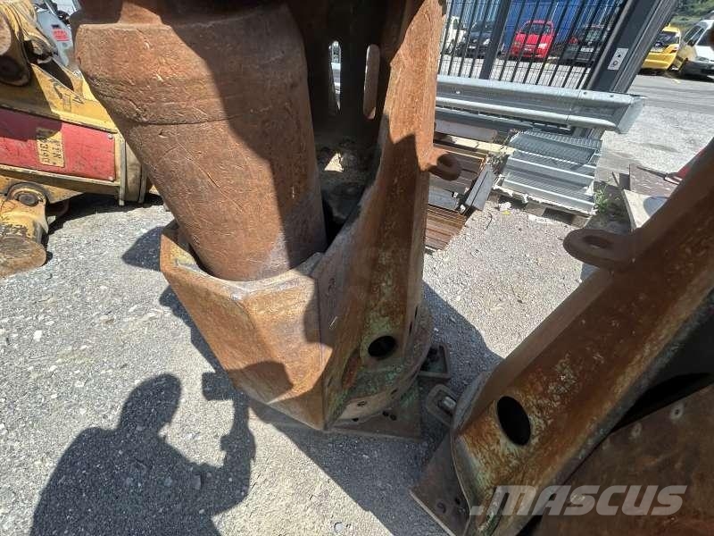 Montabert Lot 2 Croc Béton Muut