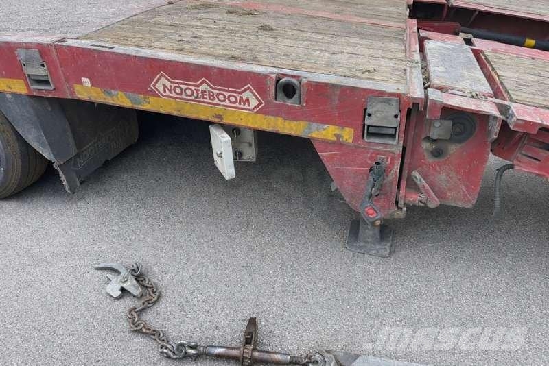 Nooteboom 3 ESSIEUX Autotransporter