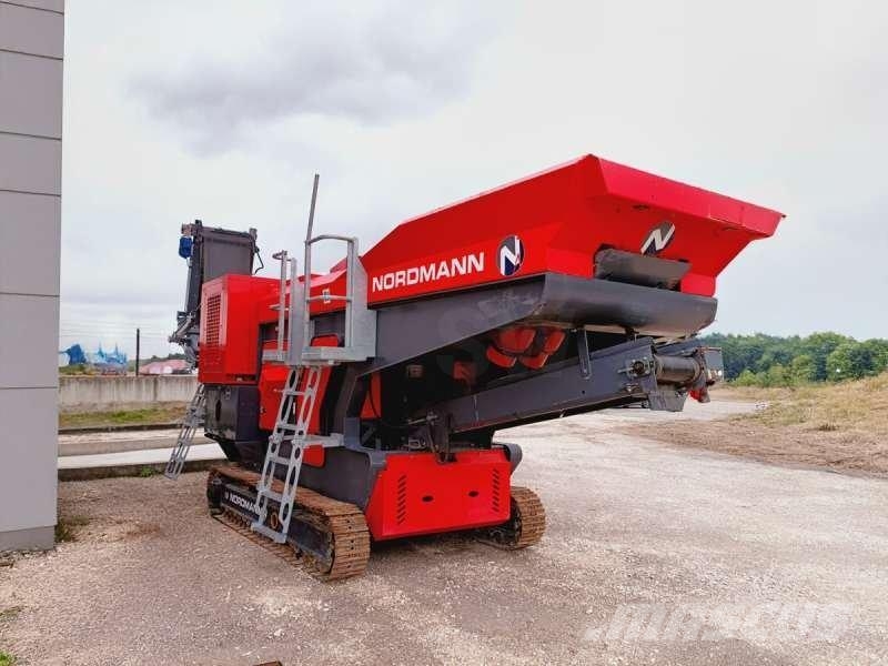 Nordmann A MACHOIRE T-750 Trituradoras