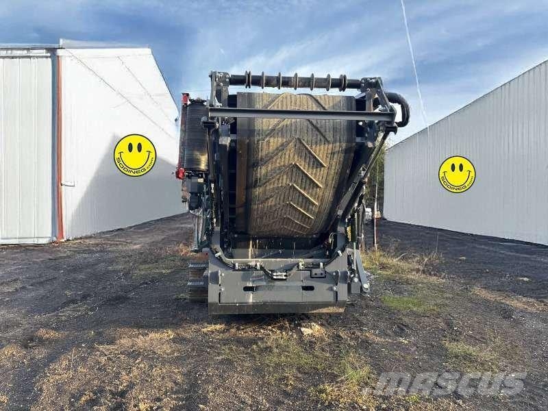 Powerscreen TITAN 1300 Machacadoras