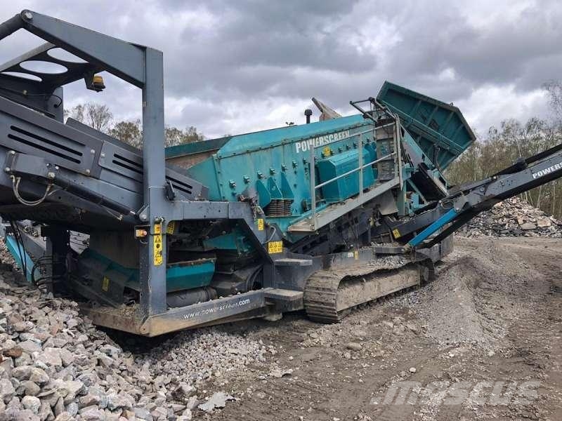 Powerscreen Warrior 1800 Triedičky