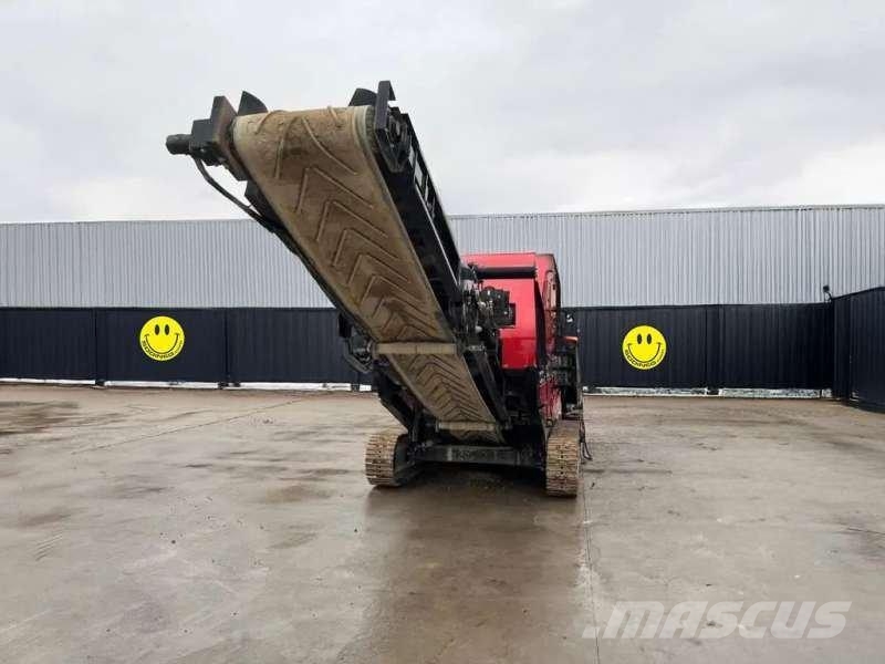 Red Rhino 7000 A MACHOIRE Vergruizers