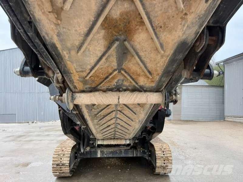Red Rhino 7000 A MACHOIRE Vergruizers