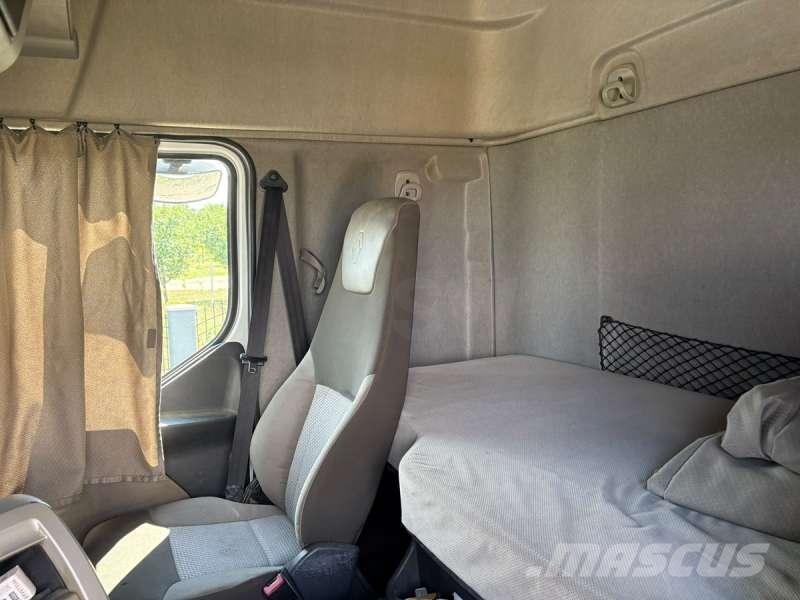 Renault PREMIUM 460DXI Trekkers