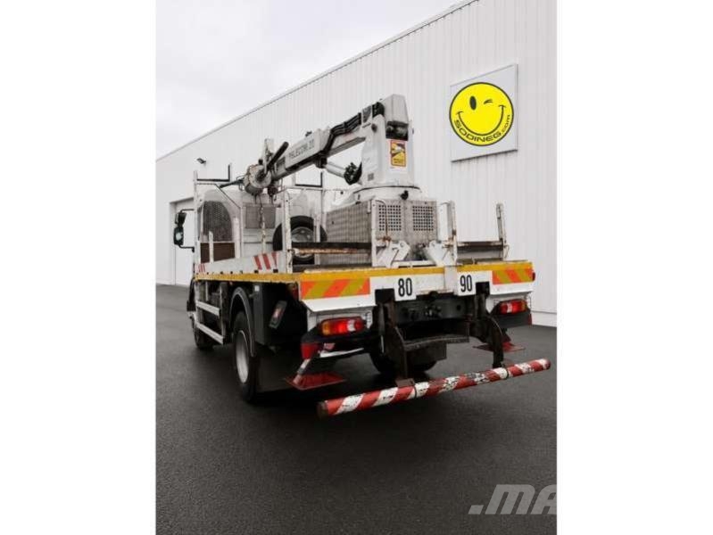Renault TARIERE D16K280 4X4 其他货车