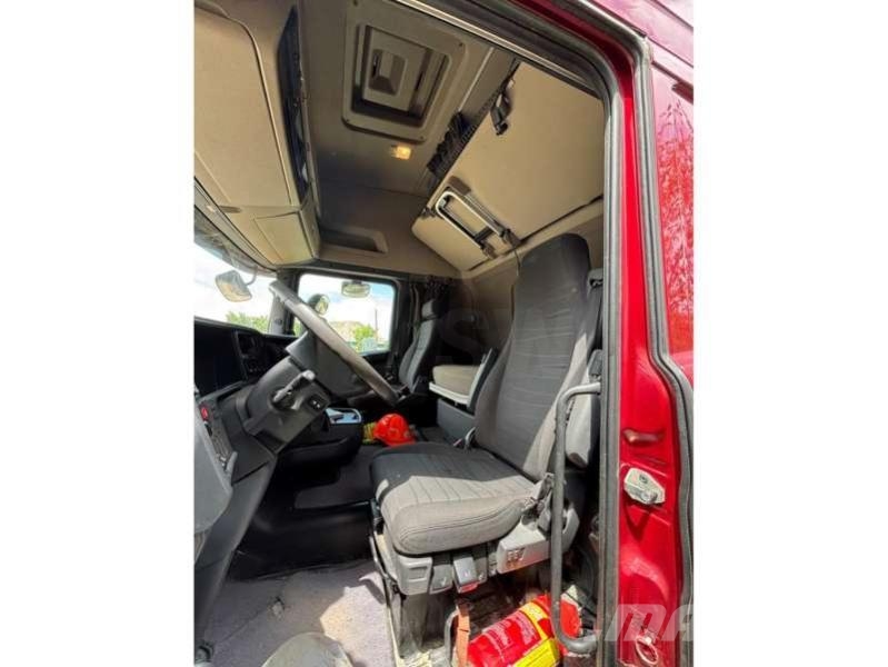 Scania R560 6X4 Camiones tractor