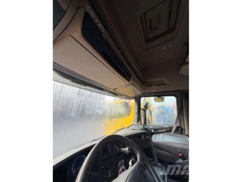 Scania R560 6X4 Camiones tractor