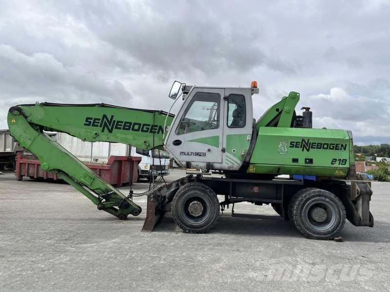 Sennebogen 818 Перевантажувачі металобрухту/промислові навантажувачі